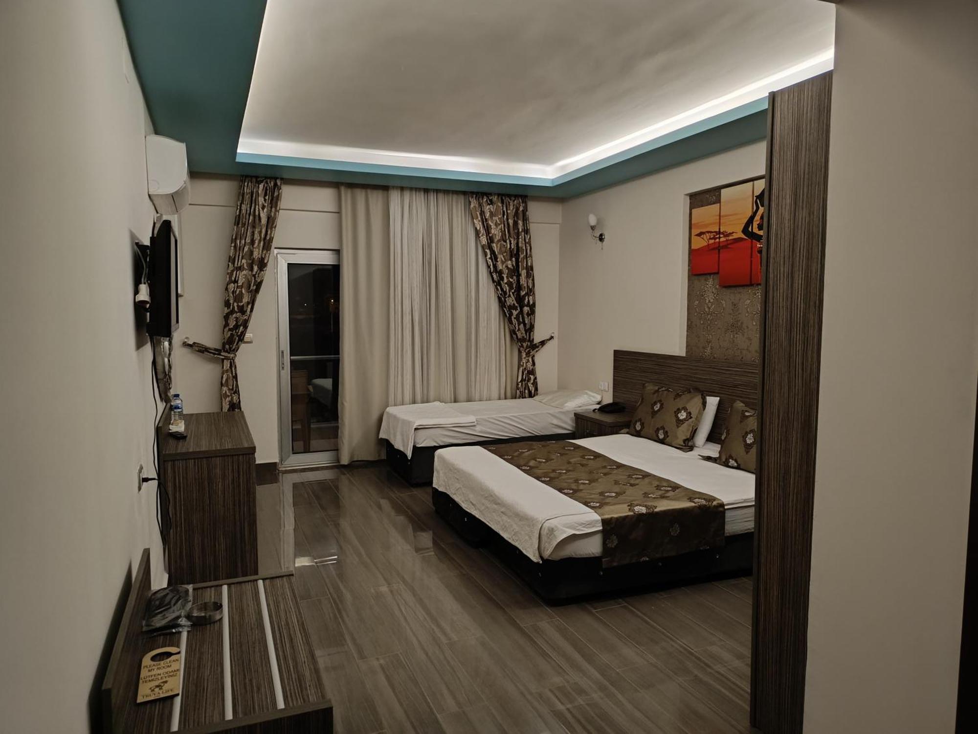 Truva Life Hotel Samandag Bagian luar foto